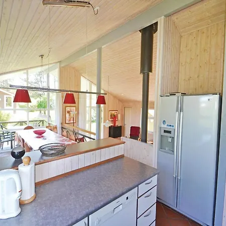 Holiday V Holiday home