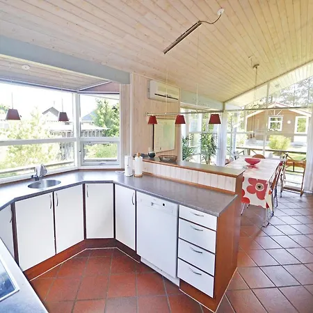 Holiday V Holiday home Grenaa